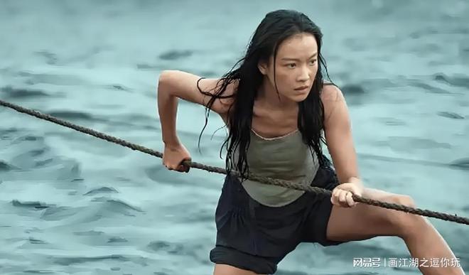 东极岛幕后疯狂实录:台风天实拍张译学捕鱼差点成“真渔民”!(图1)