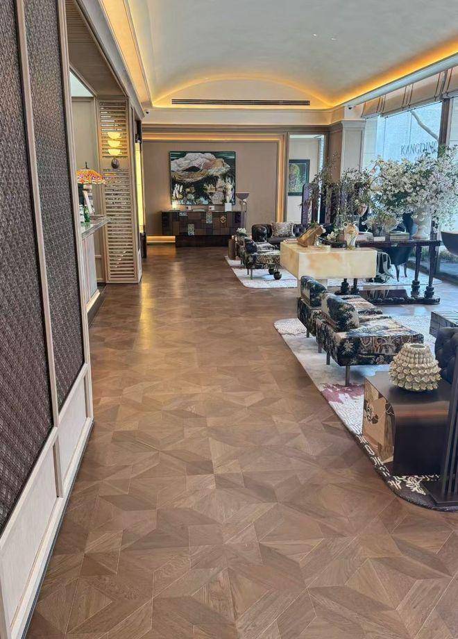 康定壹拾玖官方售楼处电话(康定壹拾玖)官方网站-营销中心欢迎您-楼盘详情最新价格-户型图-容积率@2026售楼处百度AI热搜(图10)